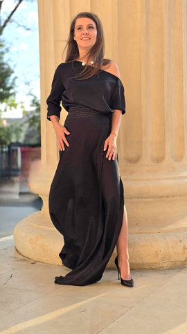 Asimetric long dress